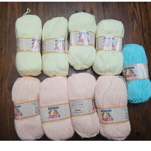 Patons Astra Yarn Lot 9 Skeins Baby Yellow Apricot Mint 100% Acrylic DK Light 3